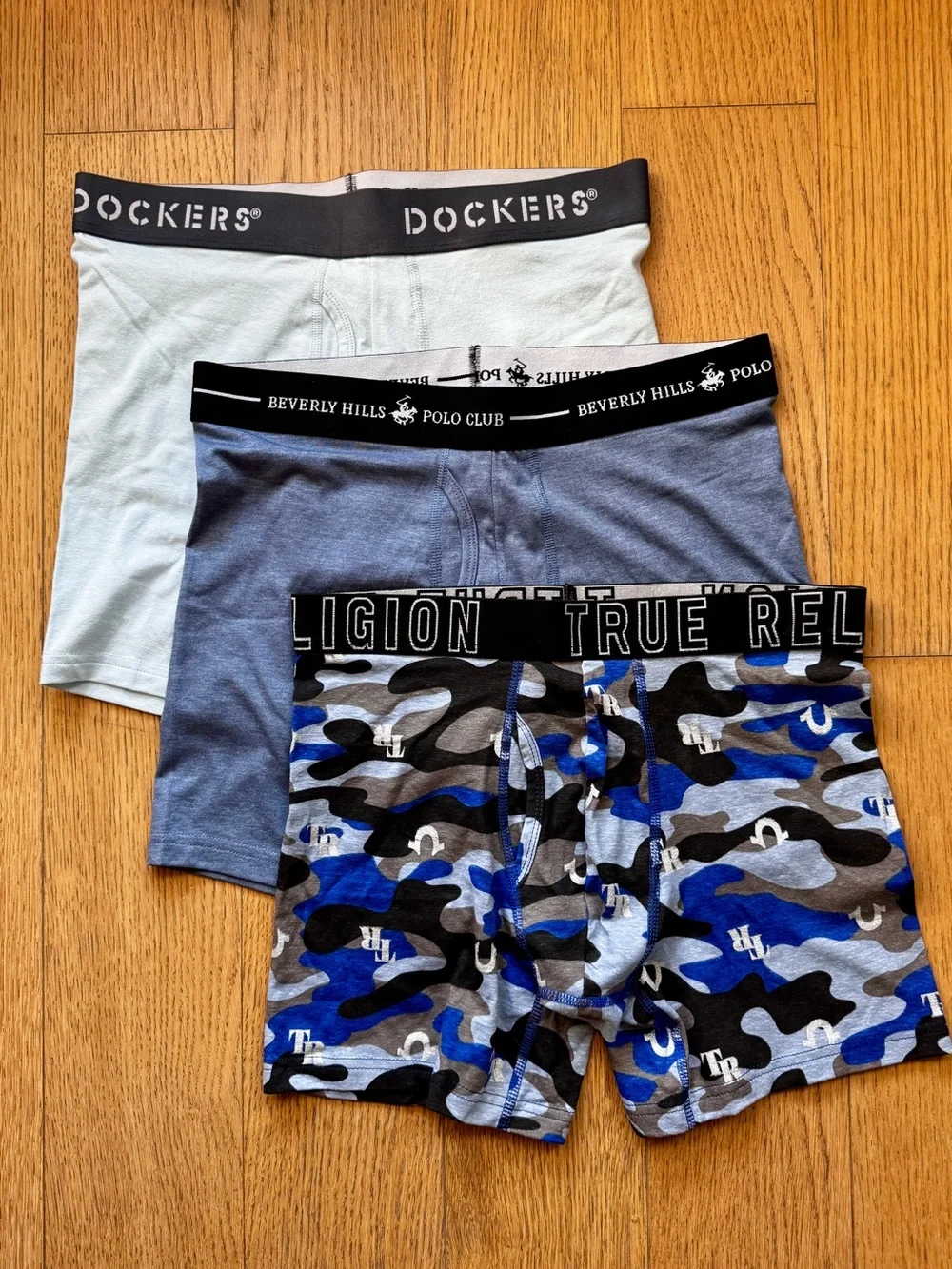 3 Pack Men’s Boxer Briefs Fly Front Tag Free, NWT Size M